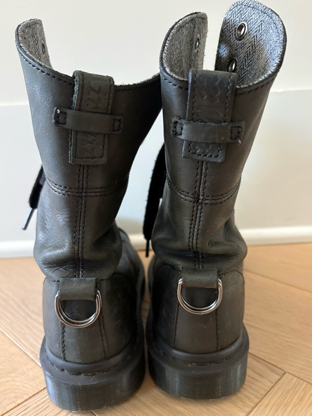 Dr Martens Aimilita W Size 7 Black Leather Fold Down Boots Herringbone - Picture 3 of 13